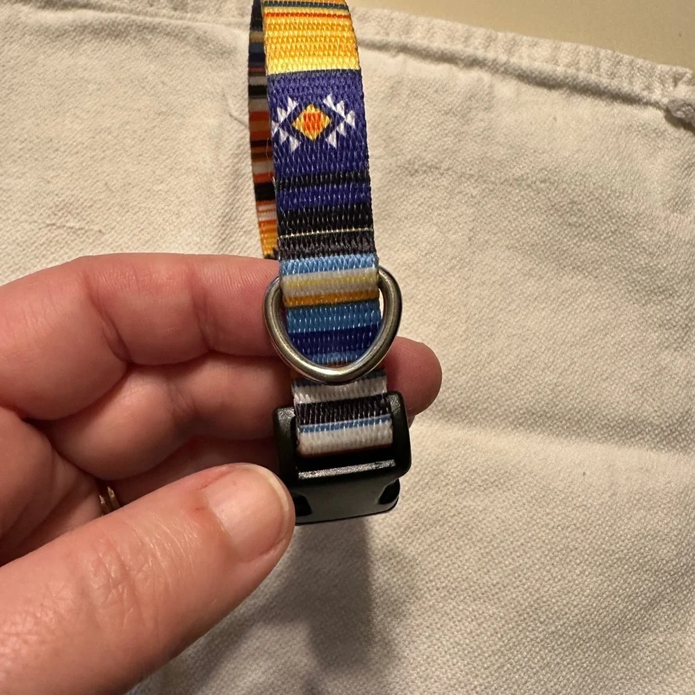 S Dog Collar Southwestern Pattern Adjustable Buckle Lightweight Washable NWOT
